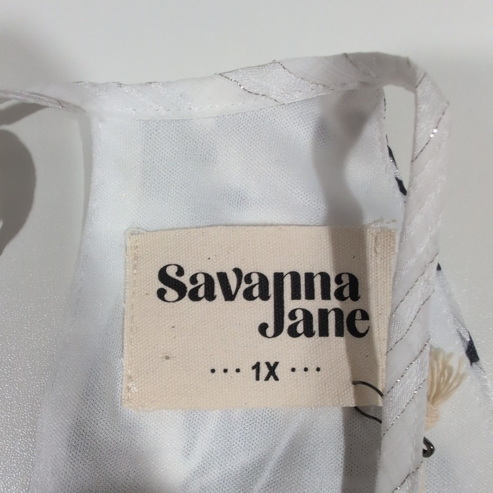 Savanna Jane Womens 1X Black White Floral Damask Metallic Halter Top New - Picture 5 of 10